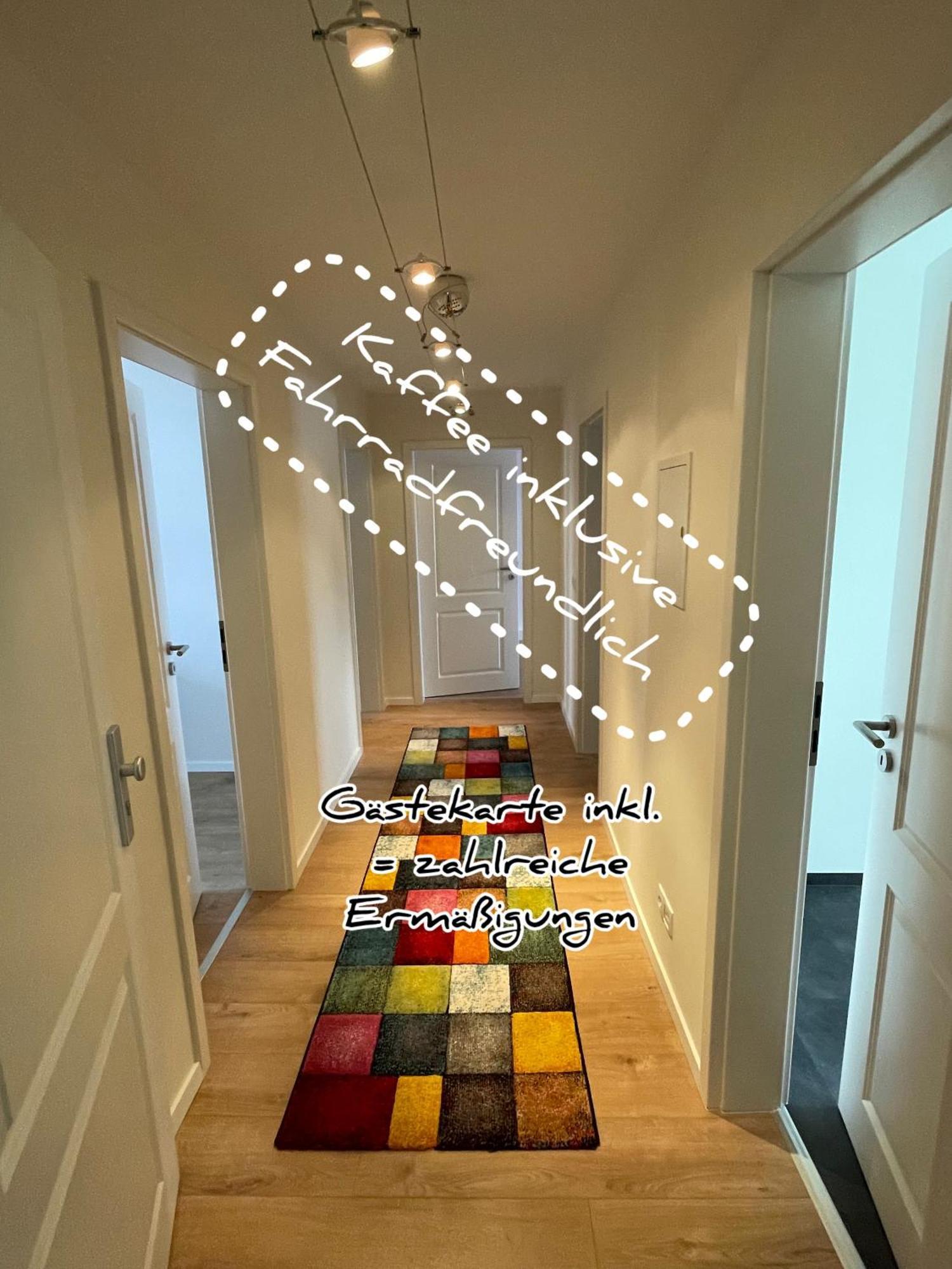Schoene Neue 4 Zimmer Wohnung Mit Sued-Balkon Bis 8 Personen Naumburg  Exterior foto